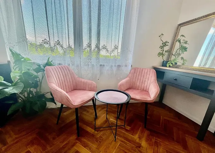 Monstera I - Classic * كولين